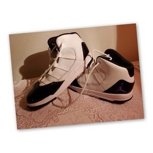 Nike Jordan Max Aura-youth